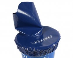Крышка COLMIC PVC с рукавом мягкая на ведро 12л для замеш.прикормки(Италия)