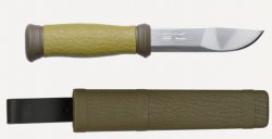 Нож MORA 2000 с ножнами stainless steel цв.зеленый арт.10629/133104(Швеция)