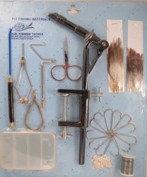 Набор станок+инструменты для вязания мух FLY-FISHING арт.3484(Индия)